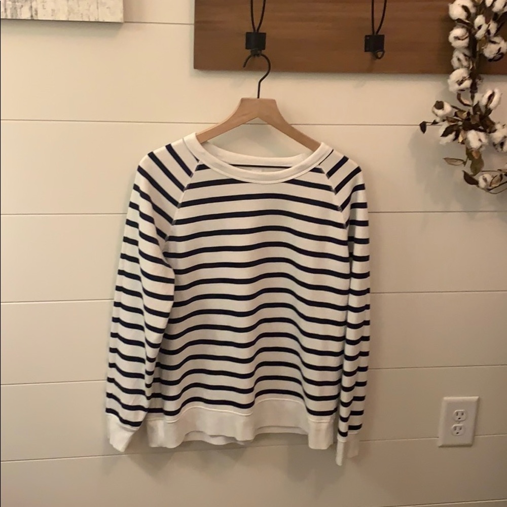 Old Navy Sweatshirt